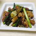 gizu's cooksnap of when they made 鶏肉とにんにくの芽の炒め物.