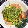ぱんだしましま's cooksnap of when they made 豆苗であと1品 魚肉ソーセージと豆苗炒め.
