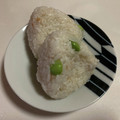 papikun's cooksnap of when they made 簡単♪しらすと枝豆の梅こんぶ茶混ぜご飯.