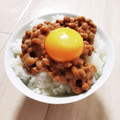 ダリア☆'s cooksnap of when they made 納豆卵丼~焼肉のタレをかけて~.