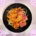☆hironon☆'s cooksnap of when they made ベーコンともやしのキムチバター炒め.