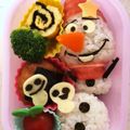 サイチョン's cooksnap of when they made クリスマスに オラフ サンタ キャラ弁.