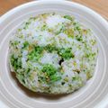 ＊なぁ＊'s cooksnap of when they made 天かす青のりおにぎり.