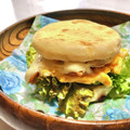お料理ニャロメ's cooksnap of when they made 厚切りソーセージとチーズ卵の簡単サンド.