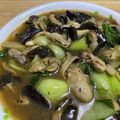 komorin97's cooksnap of when they made 牡蠣とチンゲン菜のオイスター炒め.