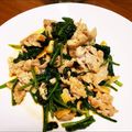 麻's cooksnap of when they made ほうれん草♡豚肉で✿ガーリック醤油バター.