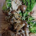 mikiha5's cooksnap of when they made たっぷりきのことブロッコリーの塩炒め.