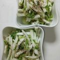 pfizer's cooksnap of when they made 副菜☆カブとツナの和え物.