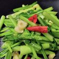 ぷらむ♪'s cooksnap of when they made 美味★カブの葉のアーリオ・オーリオ.