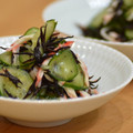 Nakatojias's cooksnap of when they made きゅうりとひじきとかにかまの酢の物.