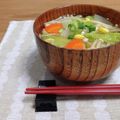 Yukiまむ's cooksnap of when they made 鍋の余り野菜でお味噌汁☆白菜とえのき～.