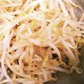 あさここなっつ's cooksnap of when they made レンジで簡単！もやしのやみつきナムル.
