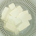 yama_miu's cooksnap of when they made 木綿◆豆腐の水切り★保存法◆絹.