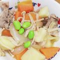 えりこ82☆'s cooksnap of when they made 肉じゃが　調味料は寿司酢と出汁醤油だけ.