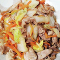 kotapoko's cooksnap of when they made 簡単♪豚肉と白菜のピリ辛中華炒め.