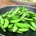 Superlittleboo's cooksnap of when they made 簡単♡スナップエンドウのガーリックソテー.