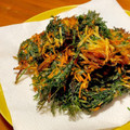 naganyo's cooksnap of when they made 葉付き人参のかき揚げ.