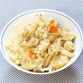 KotoLi☆'s cooksnap of when they made (*´∀`)しめじと鶏肉の炊き込みご飯.