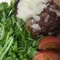 葉月優希's cooksnap of when they made ふっくら肉汁ジュワー♡ハンバーグの隠し技.