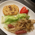 Hirarinn☆'s cooksnap of when they made ちょ～簡単♪レタス丸ごとぺろりん炒め♪.