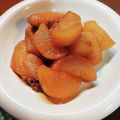 お山のエイ's cooksnap of when they made お年寄り絶賛シリーズ☆骨付き鶏大根煮込☆.