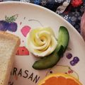 ☆hikonyan☆'s cooksnap of when they made 色々バリエ♡簡単スライスチーズバラの花.