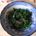白いぐれーぷ's cooksnap of when they made 大人味♪春菊&ほうれん草の胡麻和え.