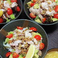 2児ママみきてぃ's cooksnap of when they made コストコチキンでチキンサラダ丼.