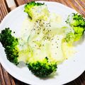 kinniko's cooksnap of when they made 簡単★ブロッコリー★のマヨチーズ焼き.