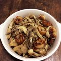 ＊もぐたん＊'s cooksnap of when they made 竹輪と舞茸の炒めもの.