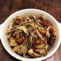 ＊もぐたん＊'s cooksnap of when they made 竹輪と舞茸の炒めもの.