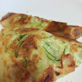 あずはるさん's cooksnap of when they made 簡単、お好み焼きの粉でネギ焼。.