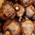 yumelon88's cooksnap of when they made プロ直伝！炊飯器で手作り熟成黒にんにく.