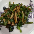 YOU1416's cooksnap of when they made お弁当に！ピーマンとしめじのおかか炒め.