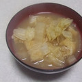 きらり流れ星's cooksnap of when they made 白菜と油揚げのお味噌汁.