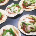 kaori238's cooksnap of when they made 餃子の皮ピザ　ホットプレートの温度設定.
