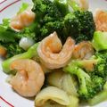 ずぼら伝説's cooksnap of when they made エビとブロッコリーのシンプル塩炒め.