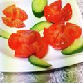 めみたん☆'s cooksnap of when they made サラダに✨トマトを切ってお花に並べる.