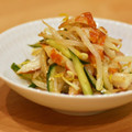 Nakatojias's cooksnap of when they made もやしと竹輪の和物.