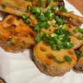 はーくんごーごー's cooksnap of when they made 余った餃子の餡でレンコンはさみ焼き.