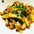 kinniko's cooksnap of when they made きのこの特急ピリ辛炒め.