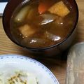 みぃくんのママ's cooksnap of when they made 生姜でポカポカ！具だくさん豚汁.