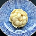 お料理ニャロメ's cooksnap of when they made おせちに◆ユリ根の昆布出汁煮.