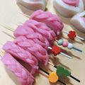 はるきち0211's cooksnap of when they made 簡単おせち☆かまぼこ飾り切り「みつあみ」.