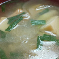 あゆたっくん's cooksnap of when they made 簡単♪具沢山◎たまねぎと厚揚げのみそ汁.