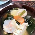 momogohan's cooksnap of when they made うちのお雑煮☆寒い日のお昼にも♪.