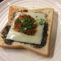 ベティ３'s cooksnap of when they made ゴマた～っぷり♪ピリ辛和風チーズトースト.