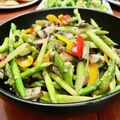 Superlittleboo's cooksnap of when they made アスパラとキノコの塩麹炒め.