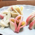 ｍａｈａ's cooksnap of when they made お正月にかまぼこの飾り切り あやめ.