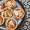 ぽんしゅラブ子's cooksnap of when they made 餃子の皮でカマンベールと生ハムのミニピザ.